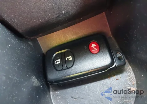 2010 Toyota Prius Iii from USA, damaged, VIN JTDKN3DU3A5208743